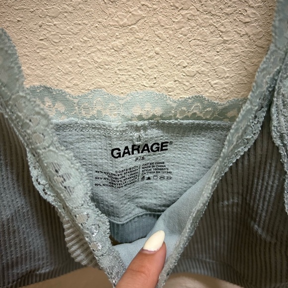 Garage Green Lace Trim Bandeau - Picture 3 of 3